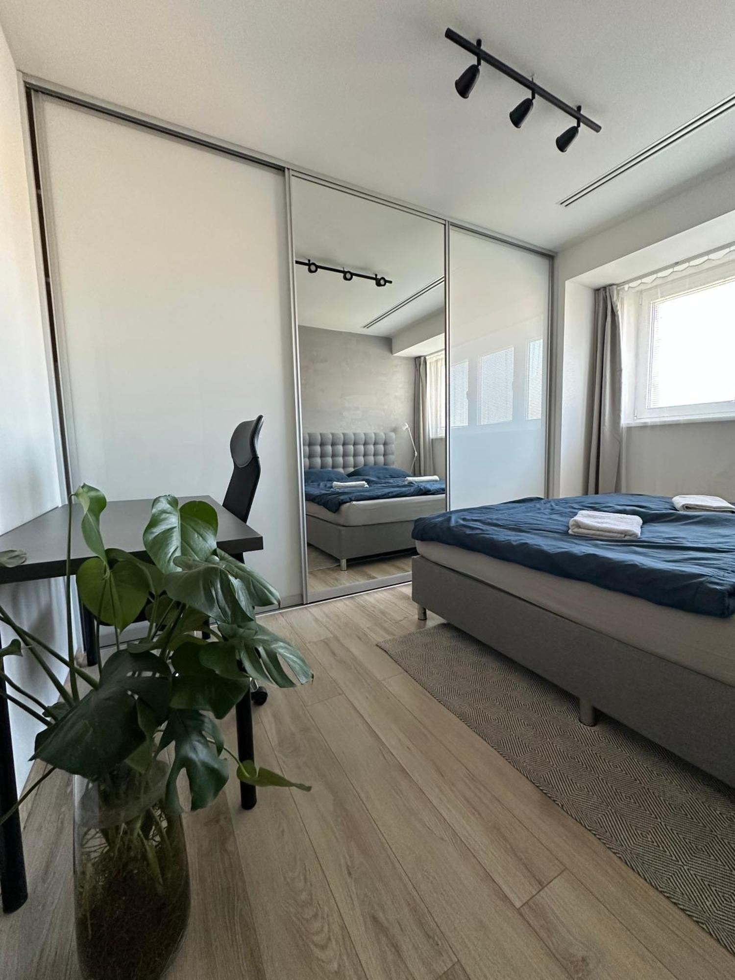 Apartament Urban Zenhouse No.2 - Breakfast Included Bratysława Zewnętrze zdjęcie